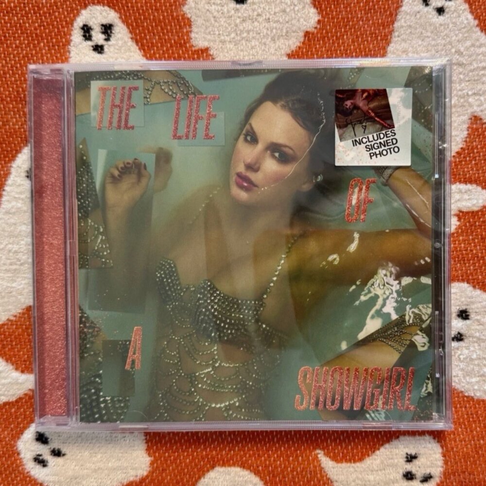 SIGNED Taylor Swift - The Life of a Showgirl CD + Hand Signed Photo 2